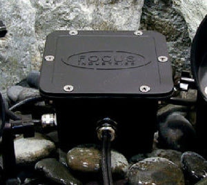 Focus-FA-H2-0JB550F-BAT Brass H2O J-Box, 5 PG9 Ports (1in/4out), 50 ft input lead Finish