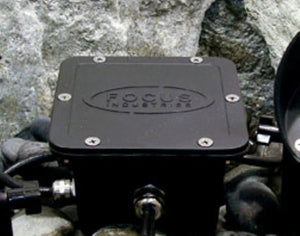 Focus-FA-H2-0JB675F-BAT Brass H2O J-Box, 5 PG9 Ports (1in/4out), 75 ft input lead Finish